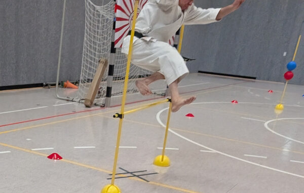 Sprung im Kinderparkour